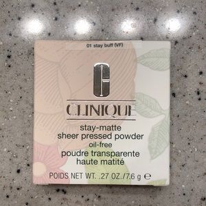 Clinique Stay-Matte Sheer Pressed Powder